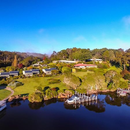 Gipsy Point Lakeside Hotel Exterior photo